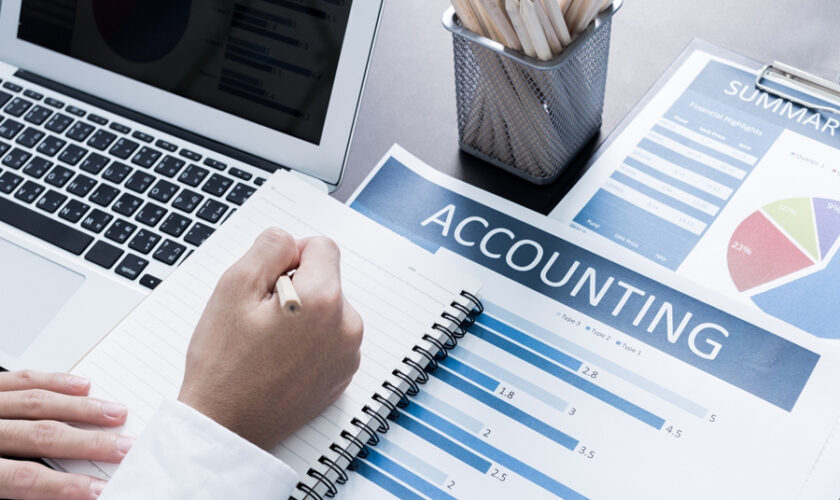 Exploring the benefits of ai in enhancing data accuracy for accounting firms