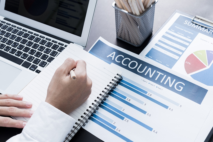 Exploring the benefits of ai in enhancing data accuracy for accounting firms