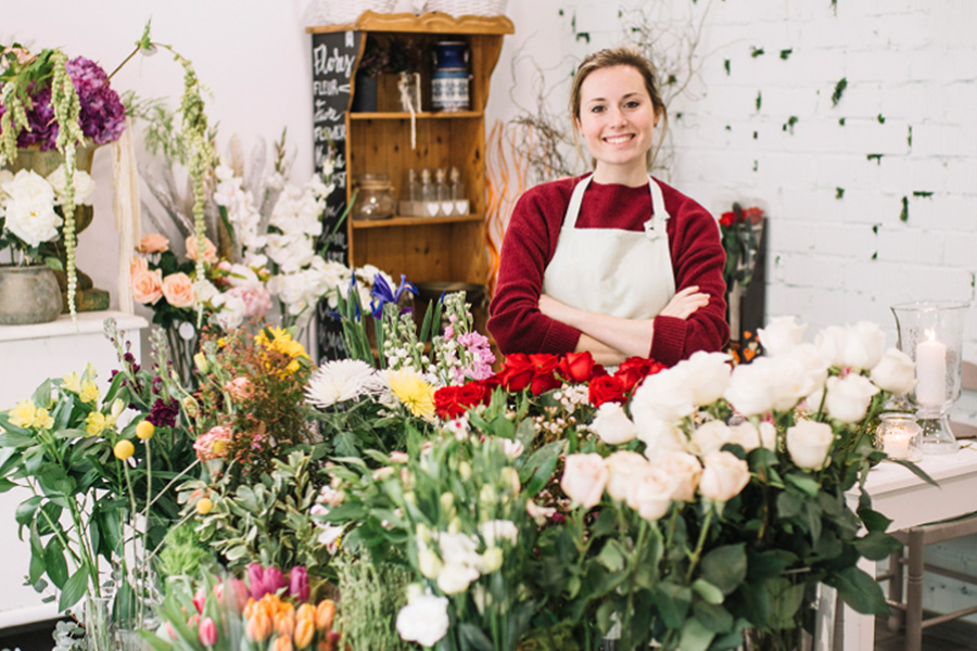 6 Questions to Ask Your Florist About Funeral Flower Arrangements