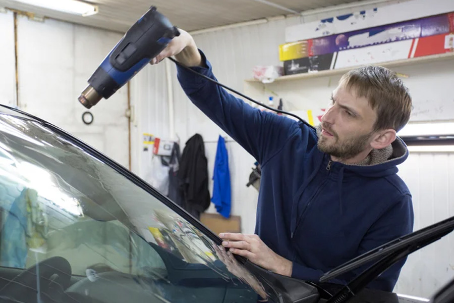 Innovative Trends in Auto Glass Repair Technology