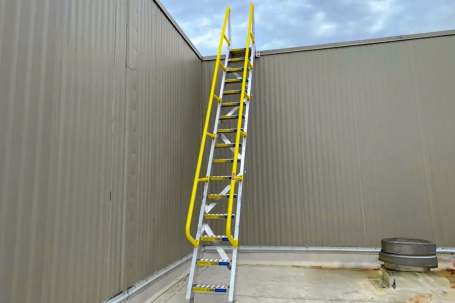 Heavy Duty Boarding Ladders for Commercial Fishing Boats and Workboats