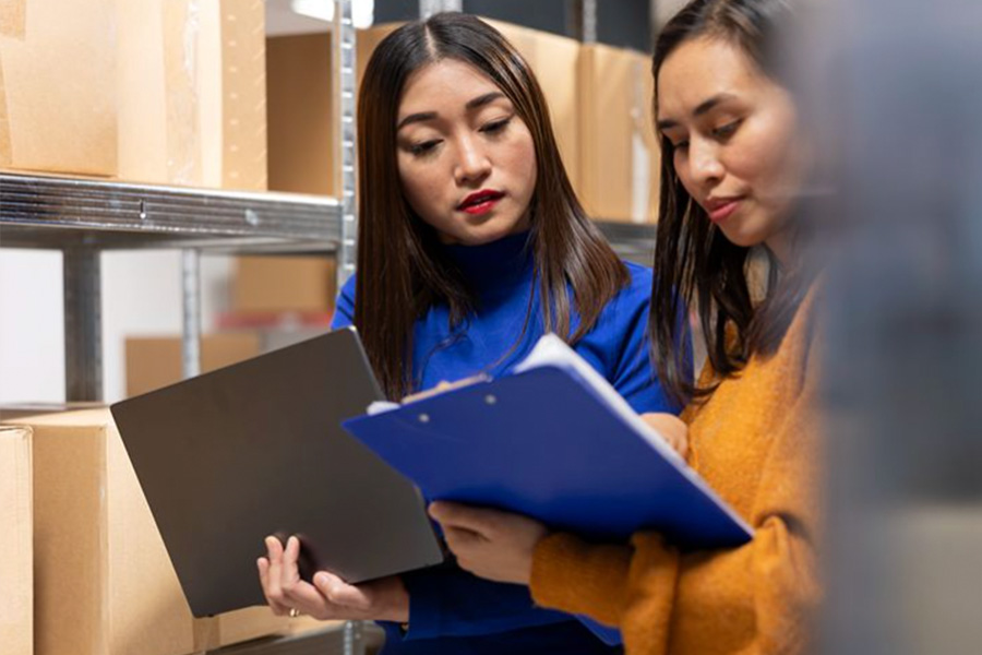 What If Conference Plans Change and How Planners Adapt