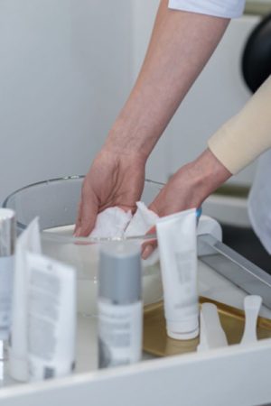 5 Contraindications Clinics Screen for Before Hydra Facial