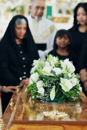 The Religious Meaning Behind Using Plain Burial Caskets in Islamic Funerals