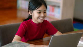 6 Pros and Cons of Online Primary Chinese Tuition in Singapore