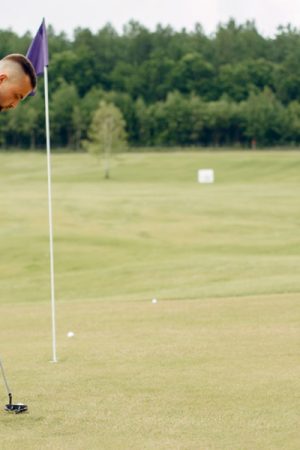 Essential Golf Accessories That Improve Comfort and Performance