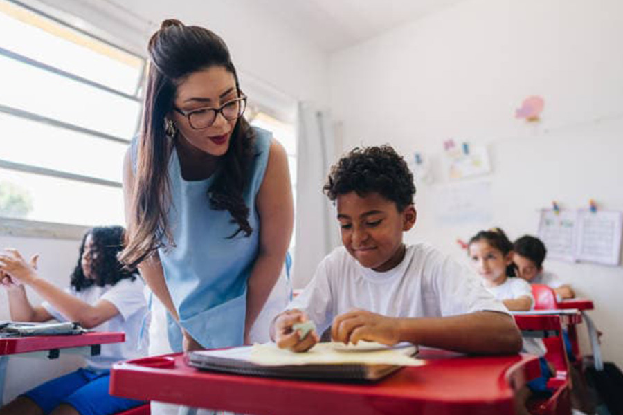 AI Paper Search Tools Like WisPaper Verify Intent and Reduce Academic Noise