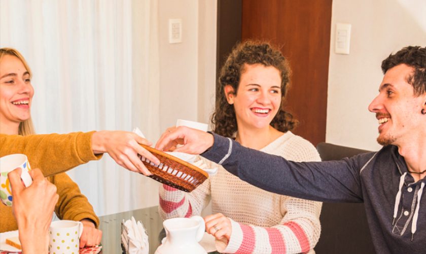 The Unspoken Rules of Opening a Cookies Box in Group Settings