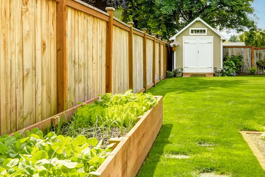 Why More Homeowners Are Investing in Fences That Require Less Maintenance