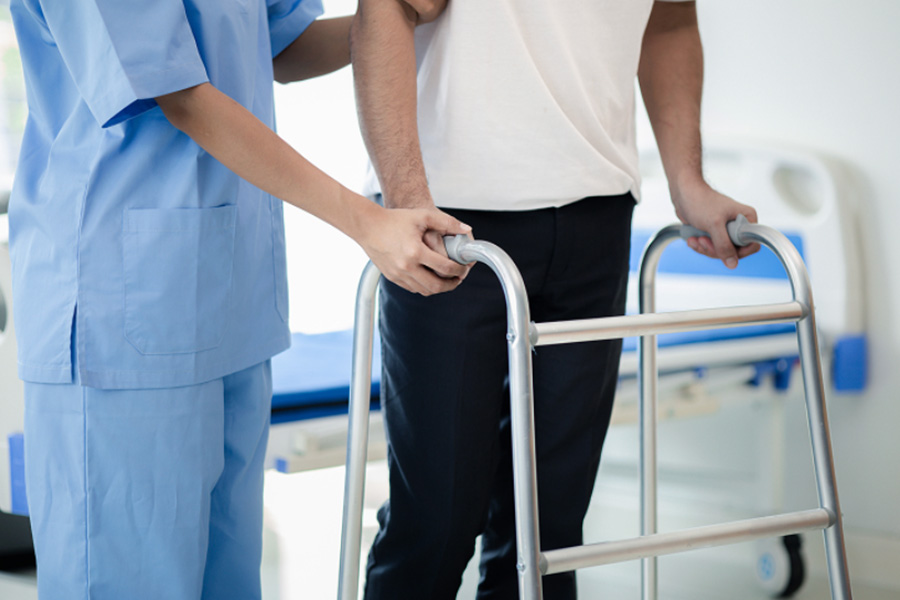 Recovery and Aftercare Following Endoscopic Back Surgery
