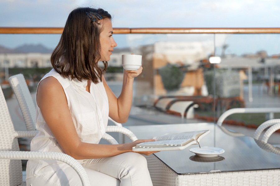 Why Hotels Near Robertson Quay are the Secret to Balancing Ambition and Rest