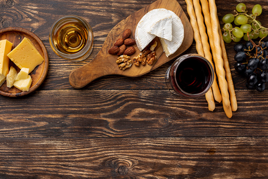 Combining Food and Drinks What Makes a Great Bar and Dining Experience