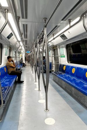 How to Use Your Commute for English Conversation Lessons for Beginners