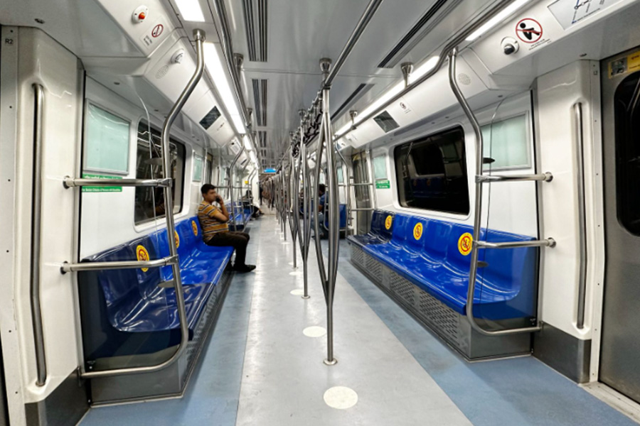 How to Use Your Commute for English Conversation Lessons for Beginners