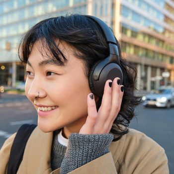 What to Avoid When Buying Earbuds in Singapore